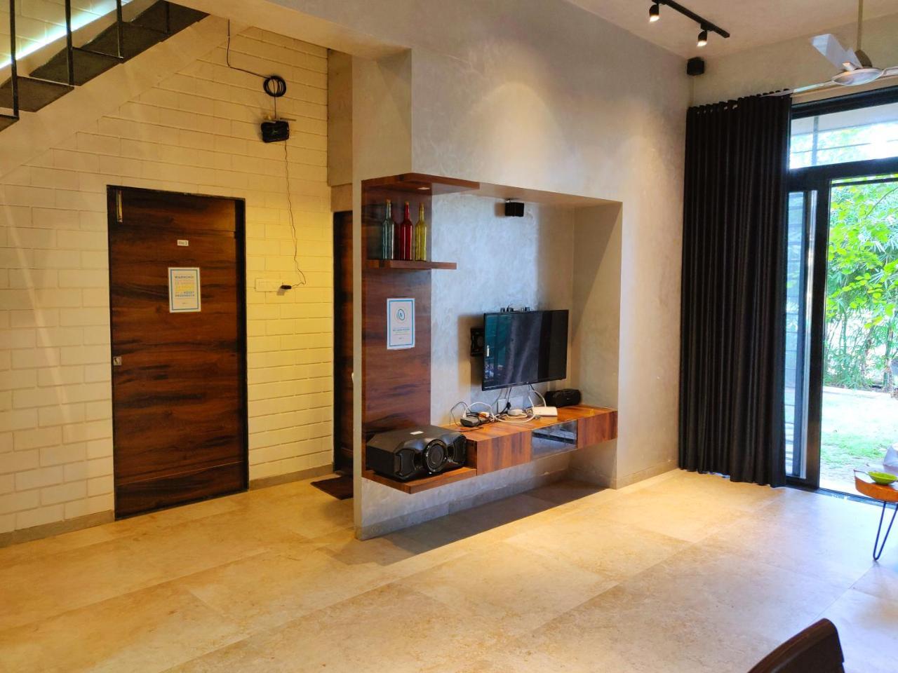 Cozy Stays - Tranquil Times Lonavala Exteriér fotografie